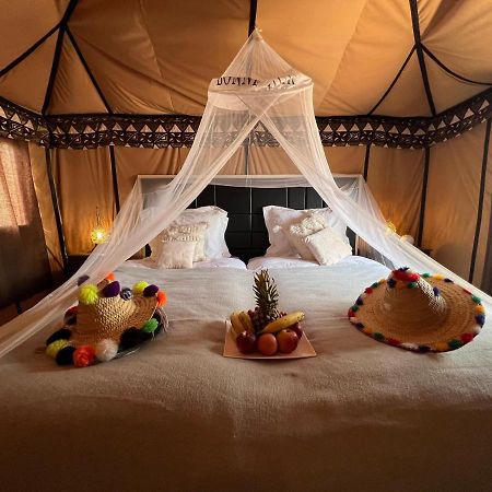 Luxury Traditional Tent Camp 梅尔祖卡 外观 照片