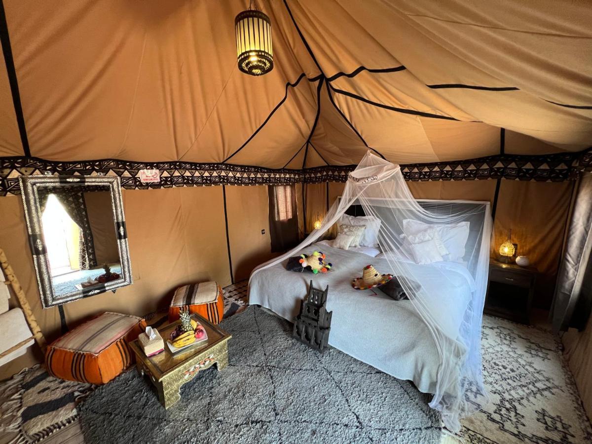 Luxury Traditional Tent Camp 梅尔祖卡 外观 照片